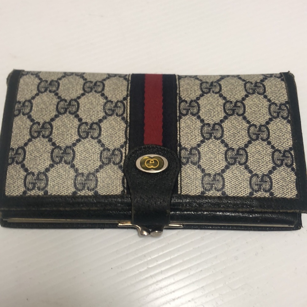 Gucci women purse